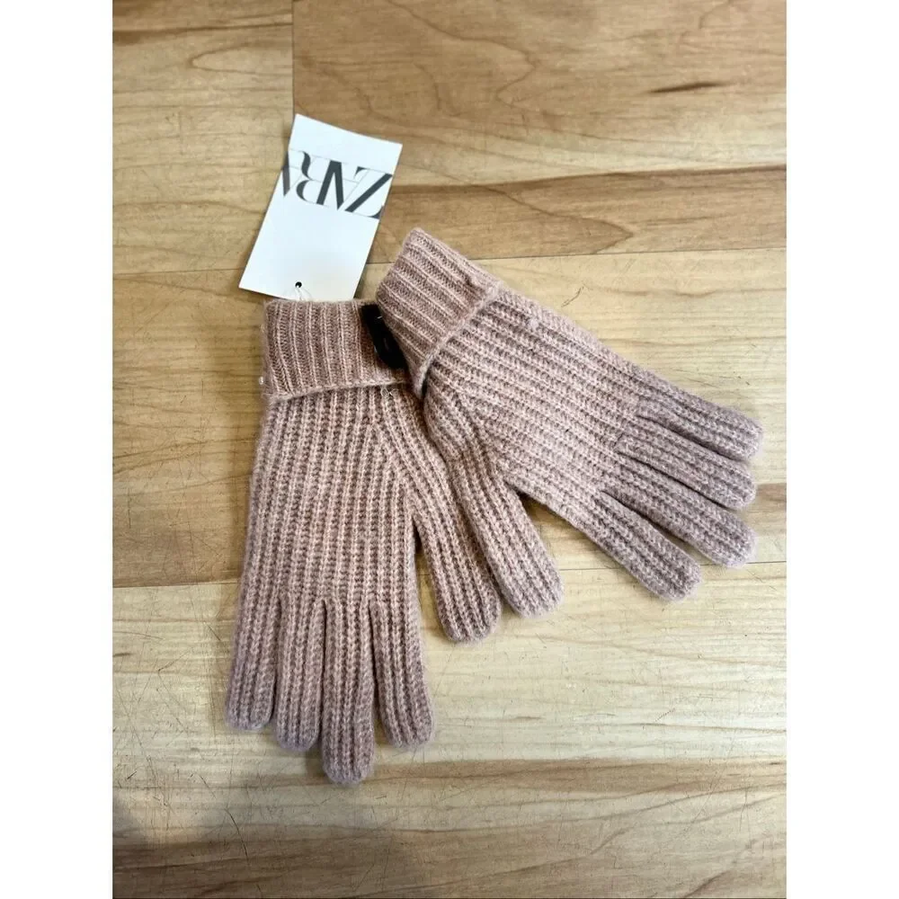 Zara girl mittens